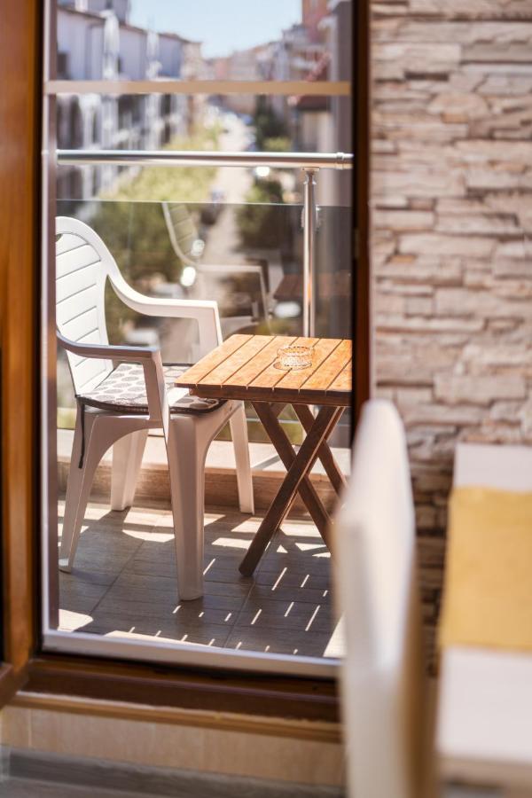 Modern Studios - Meters Away From The Beach Pomorie Exteriér fotografie
